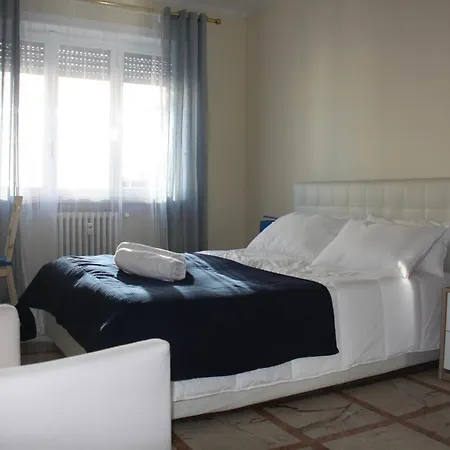 Lotus Bed and breakfast 5*