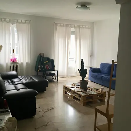 Lotus Bed and breakfast 5*